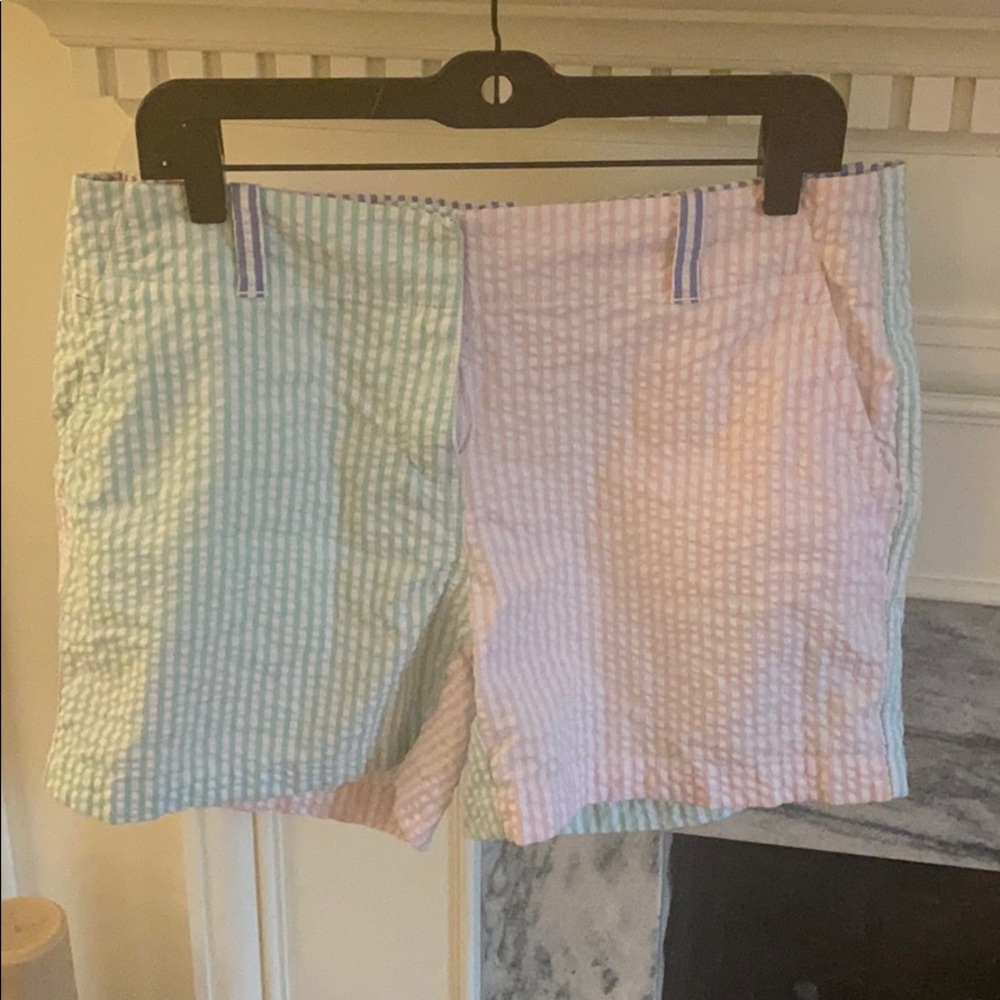 Vineyard Vines shorts Size 10